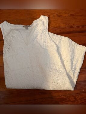 Banana Republic White Eyelet V-Neck Blouse